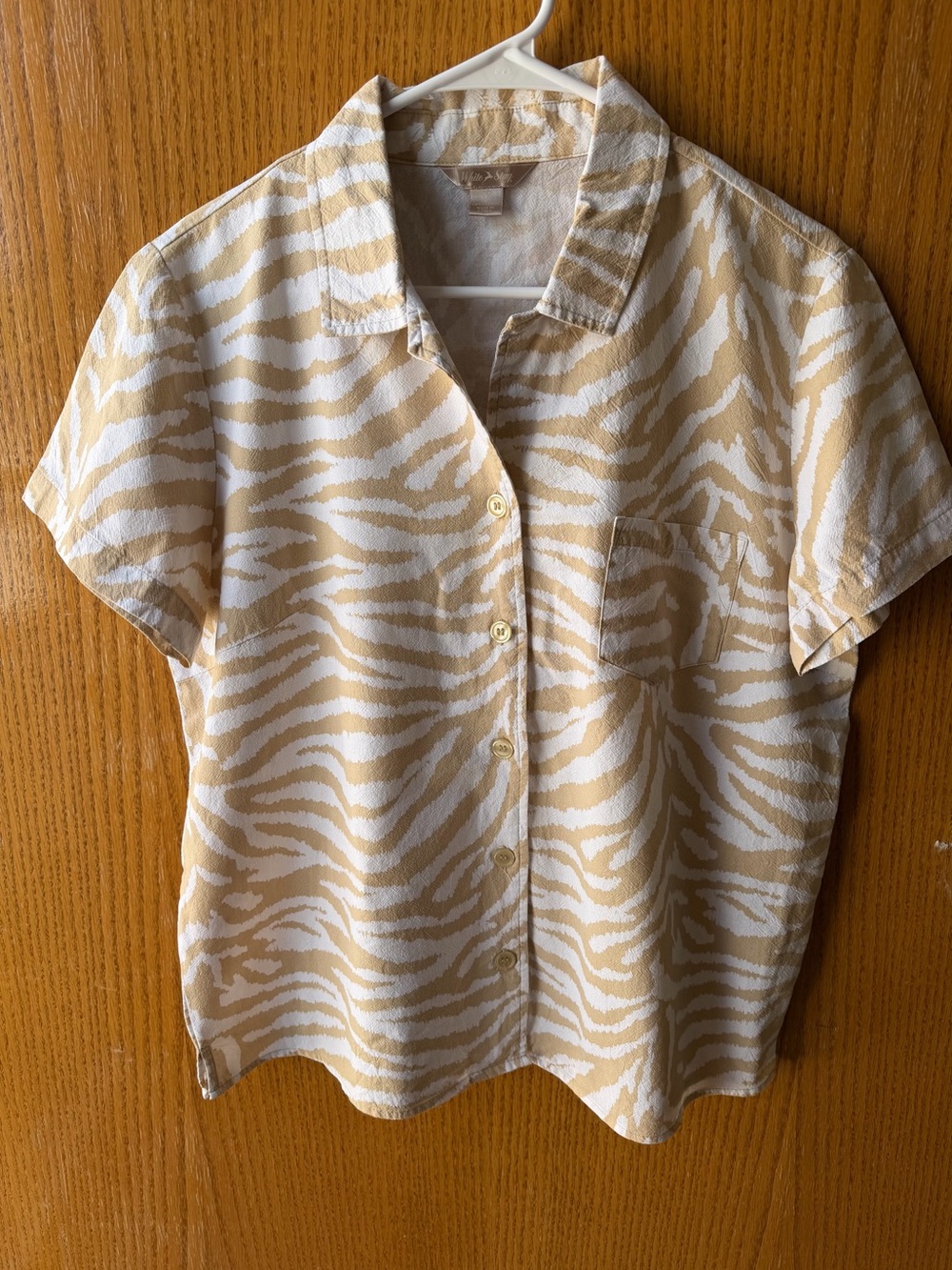 White Stag Beige Zebra Print Button Up Shirt Womens Size Large